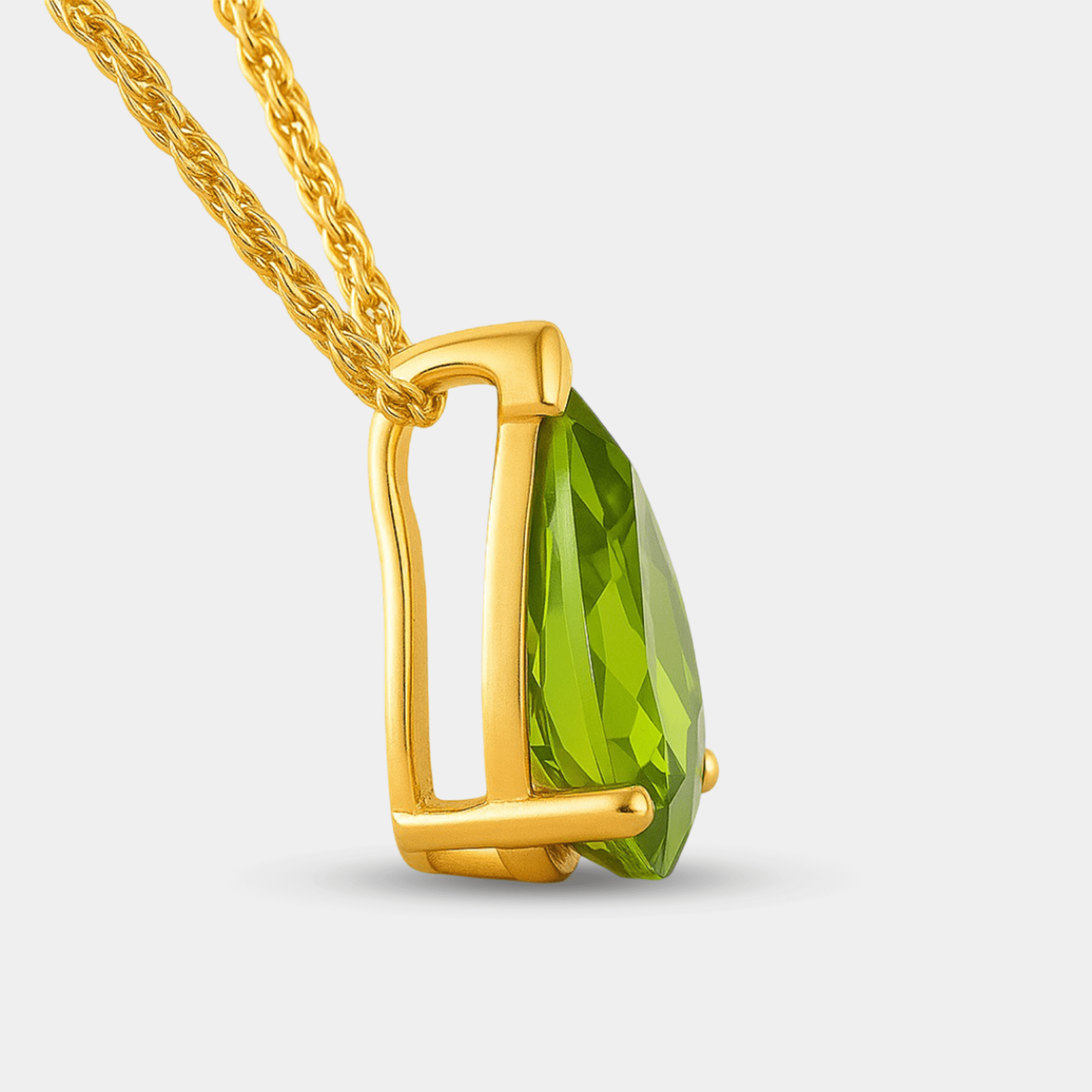 Pear-Shaped Peridot Pendant Necklace - MH ELEGANCE - Pear-Shaped Peridot Pendant Necklace - MH ELEGANCE -