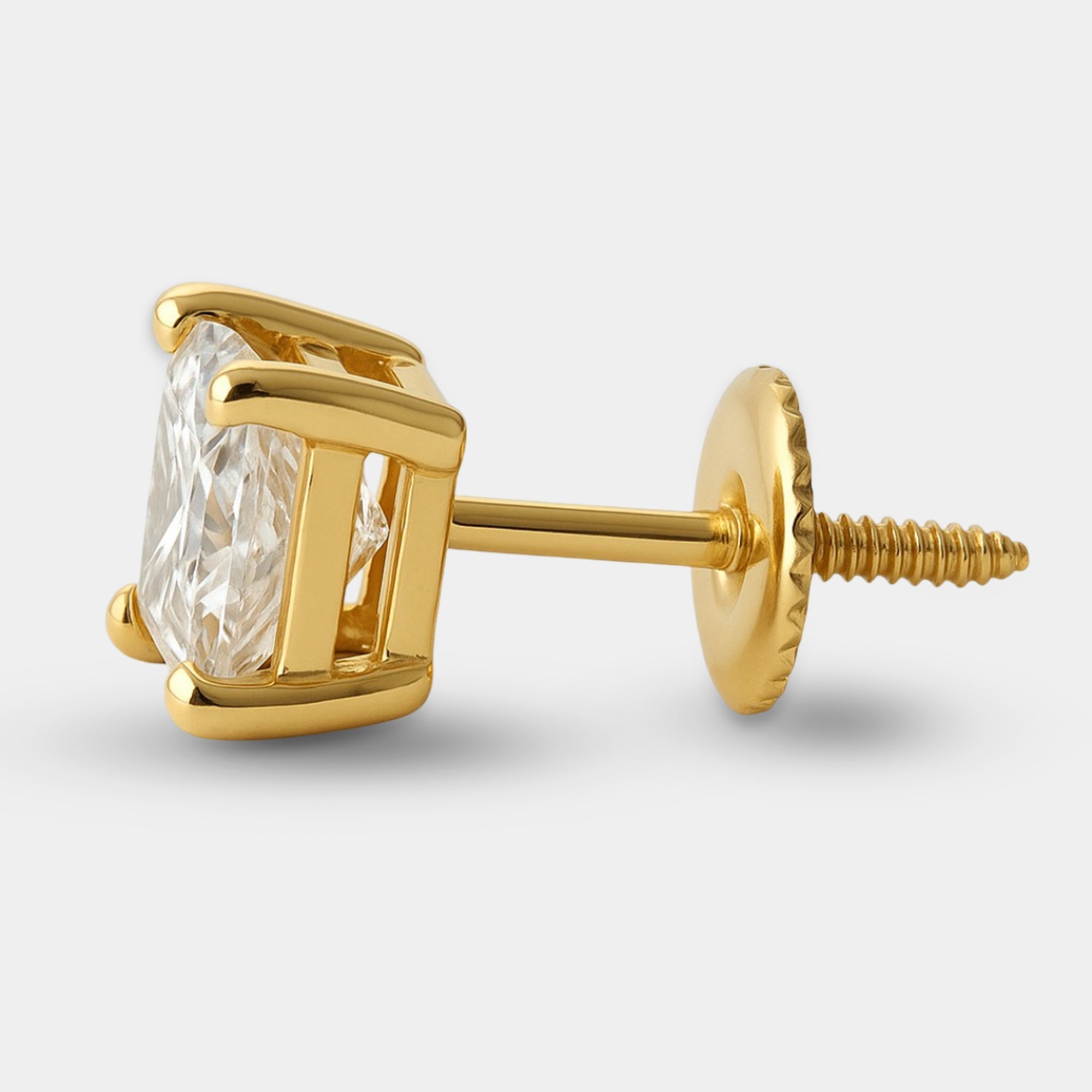 Princess-Cut Diamond Stud Earrings - MH ELEGANCE - Princess-Cut Diamond Stud Earrings -