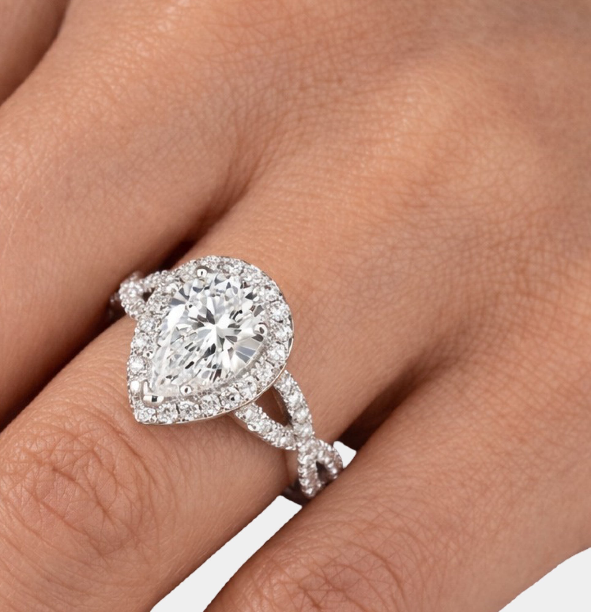 Royal Twisted Halo Pear Engagement Ring - MH ELEGANCE - Royal Twisted Halo Pear Engagement Ring - Ring