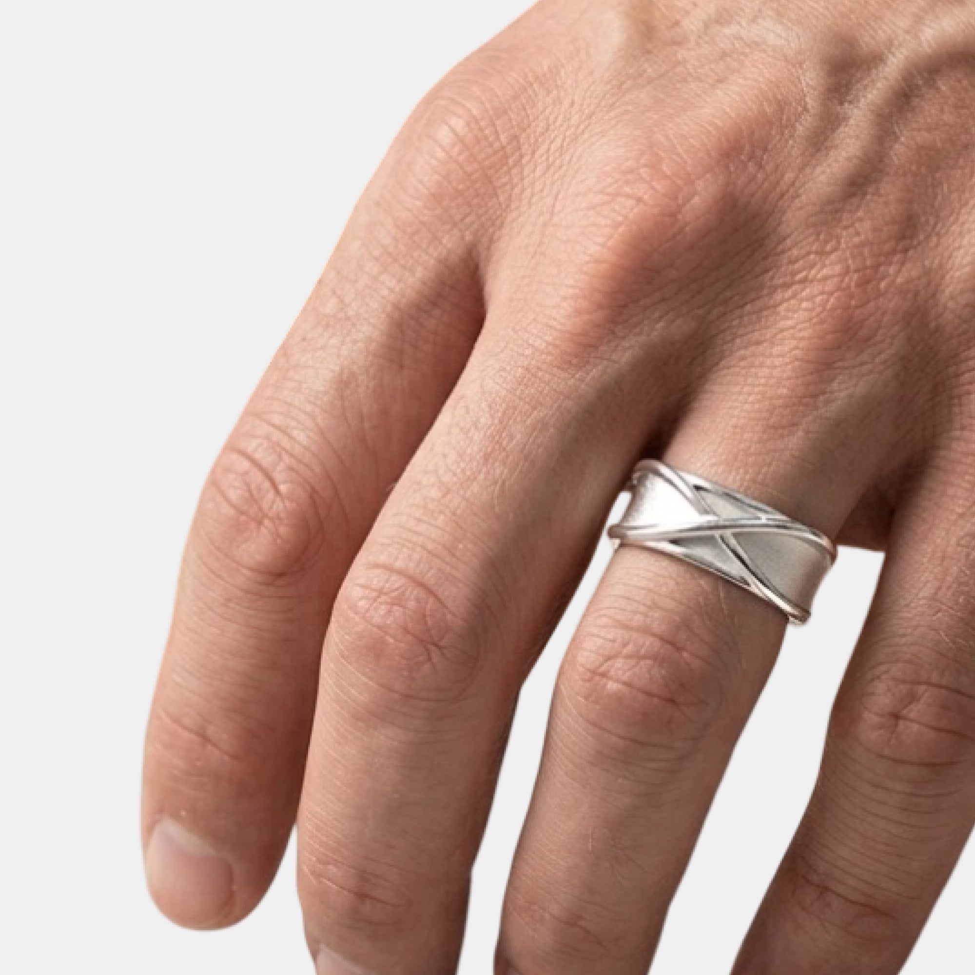 Detail shot of the Shadow Time black ring