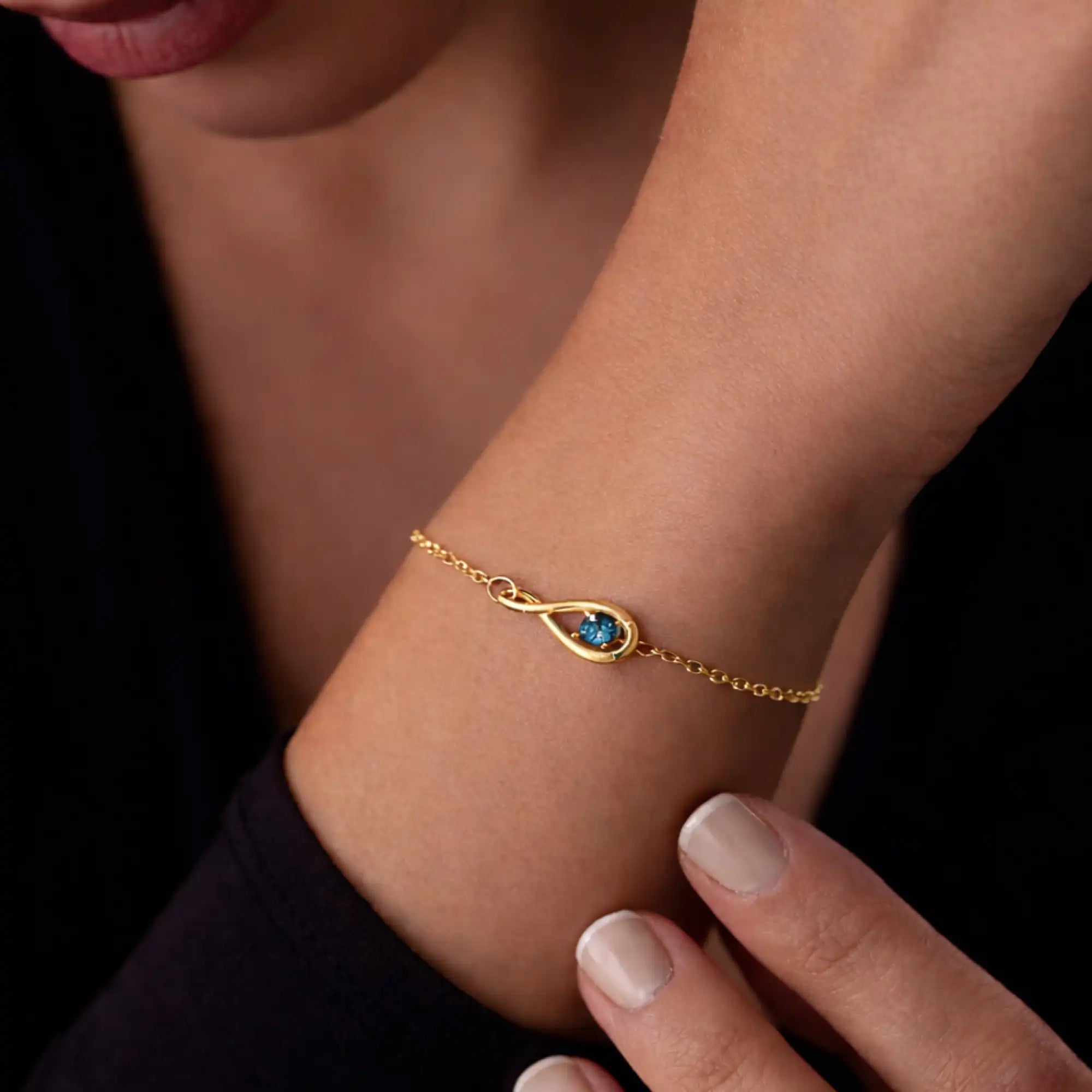 Sterling Silver Eternal Love Infinity Blue Topaz Bracelet - MH ELEGANCE - Sterling Silver Eternal Love Infinity Blue Topaz Bracelet - bracelet