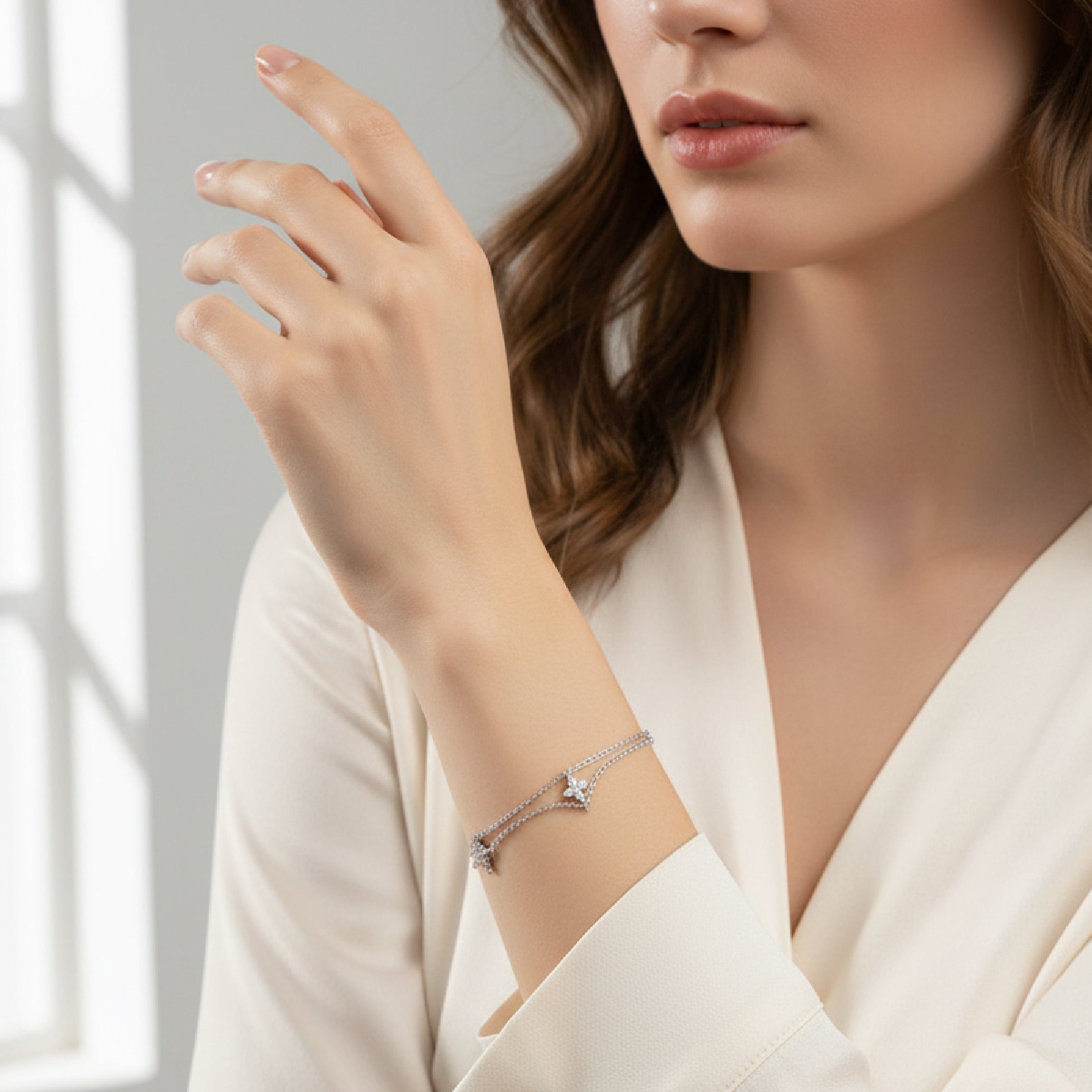 Sterling Silver Radiant Star Bracelet - MH ELEGANCE - Sterling Silver Radiant Star Bracelet -